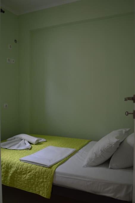 Almiriki Apartment Elafonissos Bagian luar foto